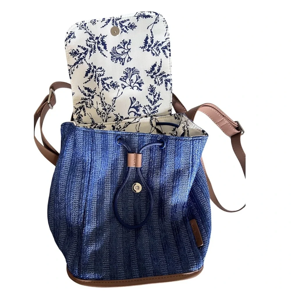 Vera Bradley Backpack Small Blue Straw Sea Turtle Excellent Coastal 29200-13096